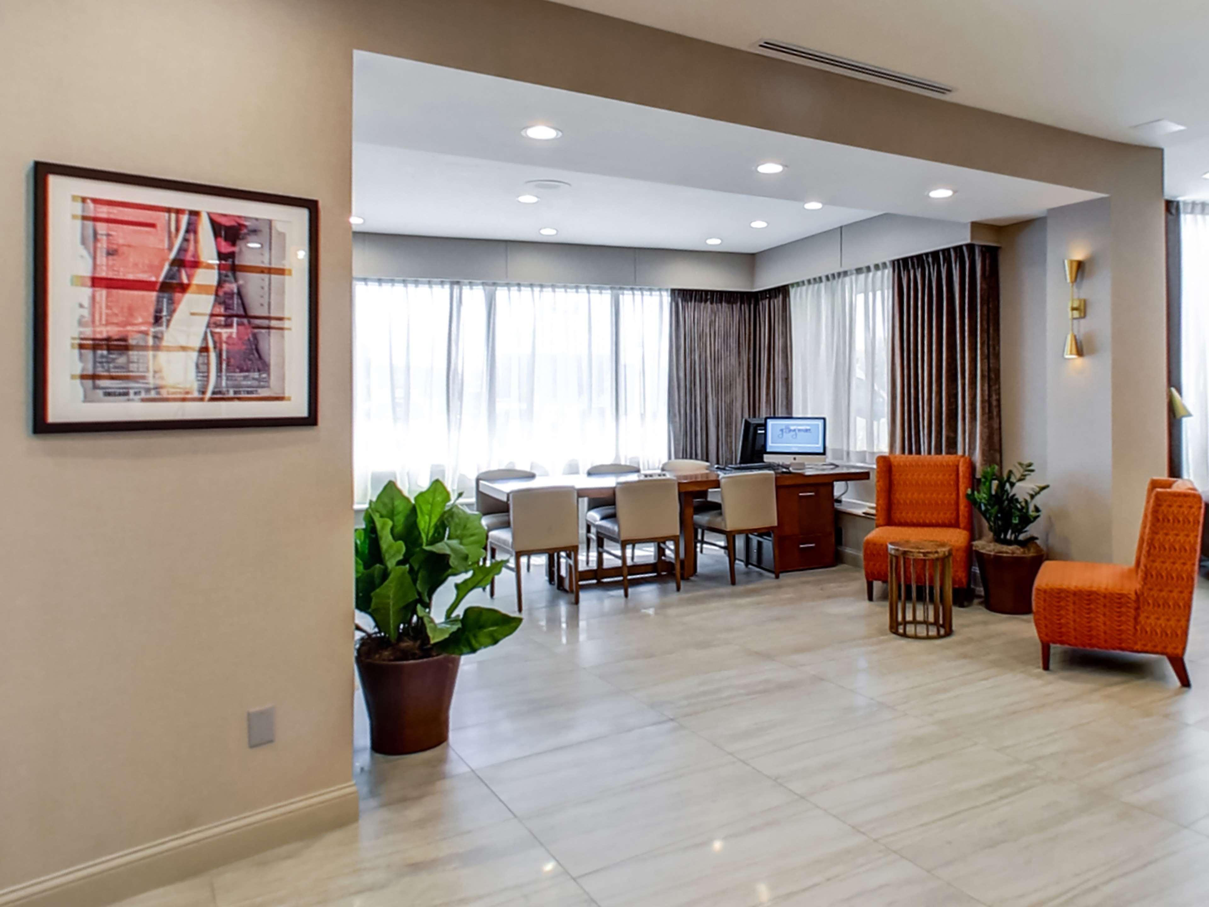 Hilton Chicago/Oak Lawn Hotell Exteriör bild