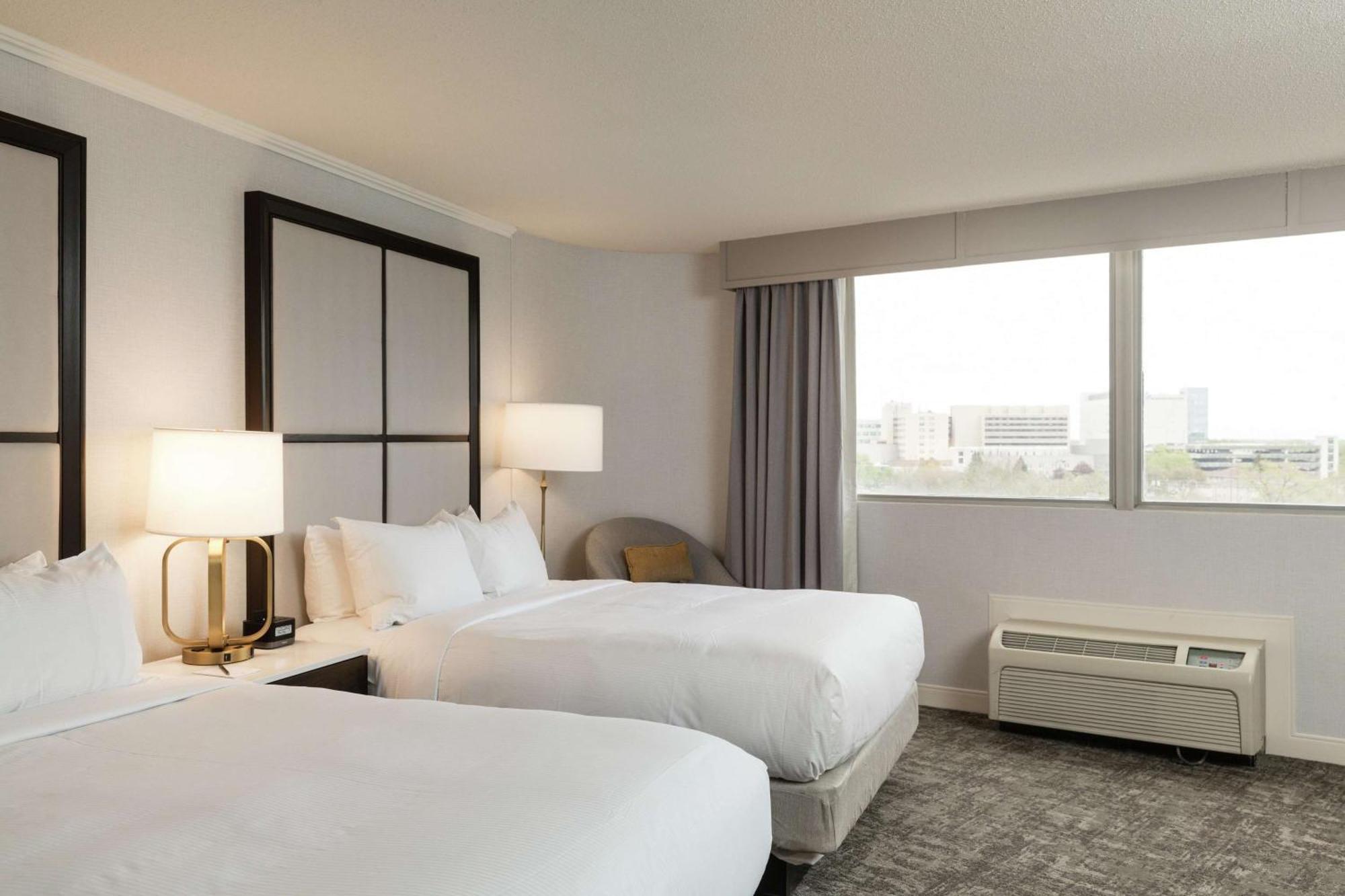 Hilton Chicago/Oak Lawn Hotell Exteriör bild
