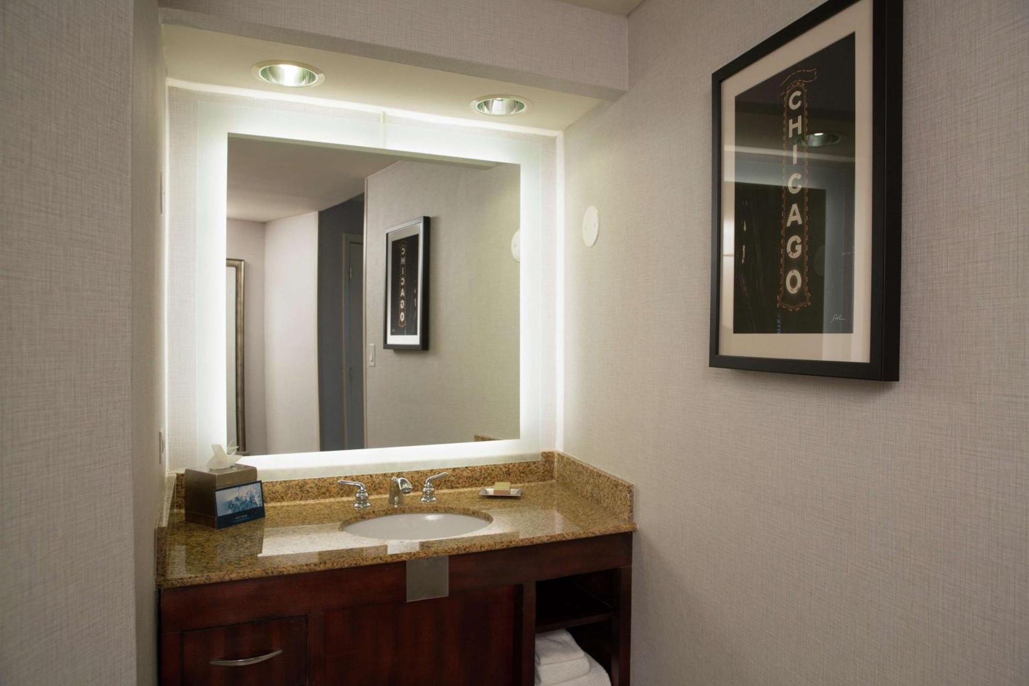 Hilton Chicago/Oak Lawn Hotell Exteriör bild